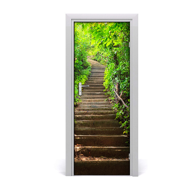 Sticker porte Escalier vers une forêt verdoyante