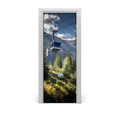 Papier peint porte Wagon d'un chemin de fer de montagne