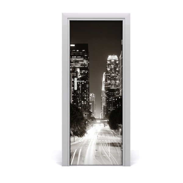 Poster porte Ville en noir et blanc la nuit