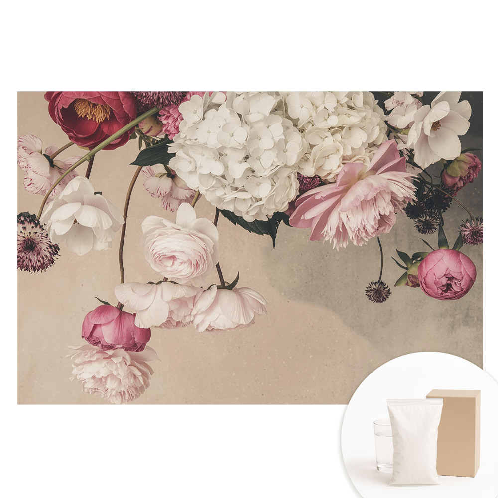 Papier peint intissé Fleurs délicates dans une composition romantique