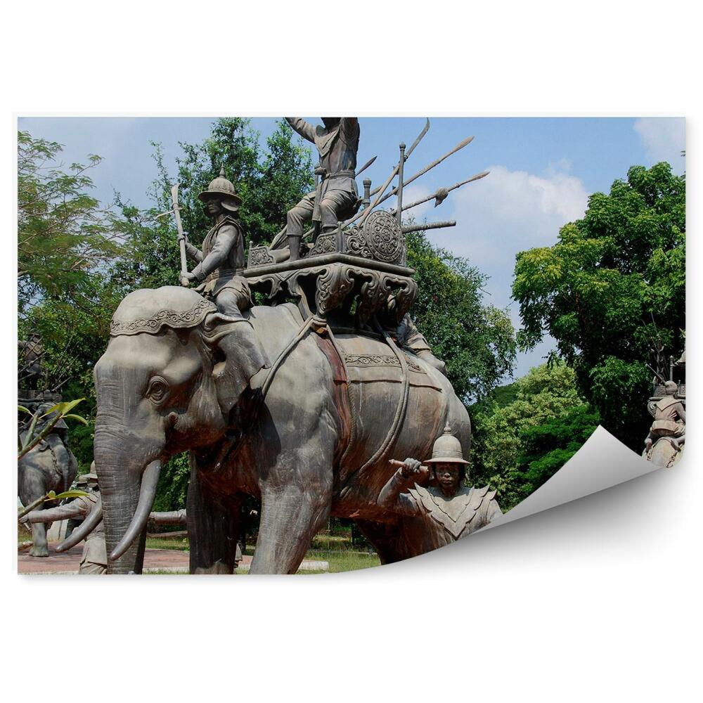 Papier peint Parc de sculptures des guerriers éléphants de Thaïlande