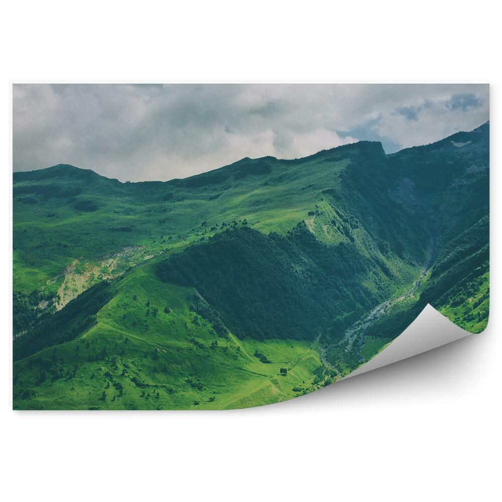 Papier peint Paysage Montagne Vert Caucase Georgie Ciel Nuages