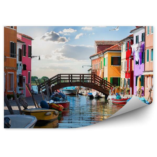 Papier peint Bateaux de la rivière Burano bâtiments colorés