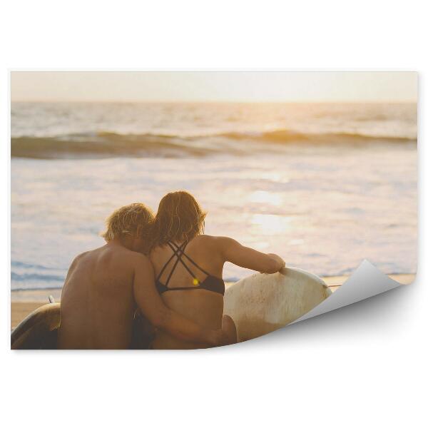 Papier peint Couple de surfeurs amour plage rencontre rive horizon