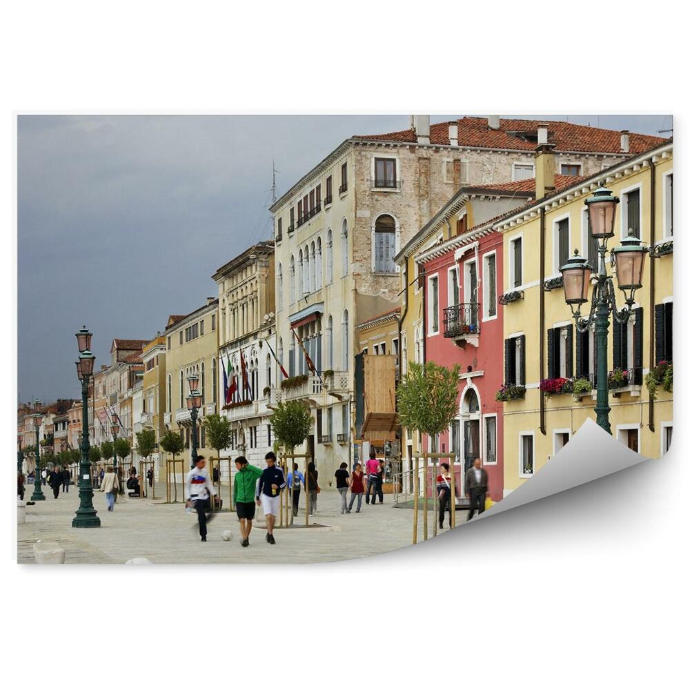 Papier peint Ville personnes couleurs ciel nuageux