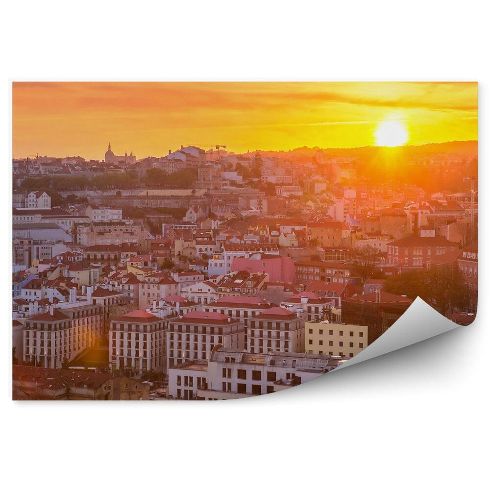 Papier peint Coucher de soleil Vue de l'oiseau sur les bâtiments de Lisbonne