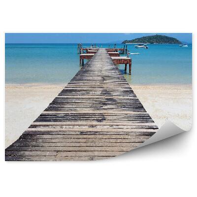 Papier peint Vieille jetée en bois sur une plage en Thaïlande