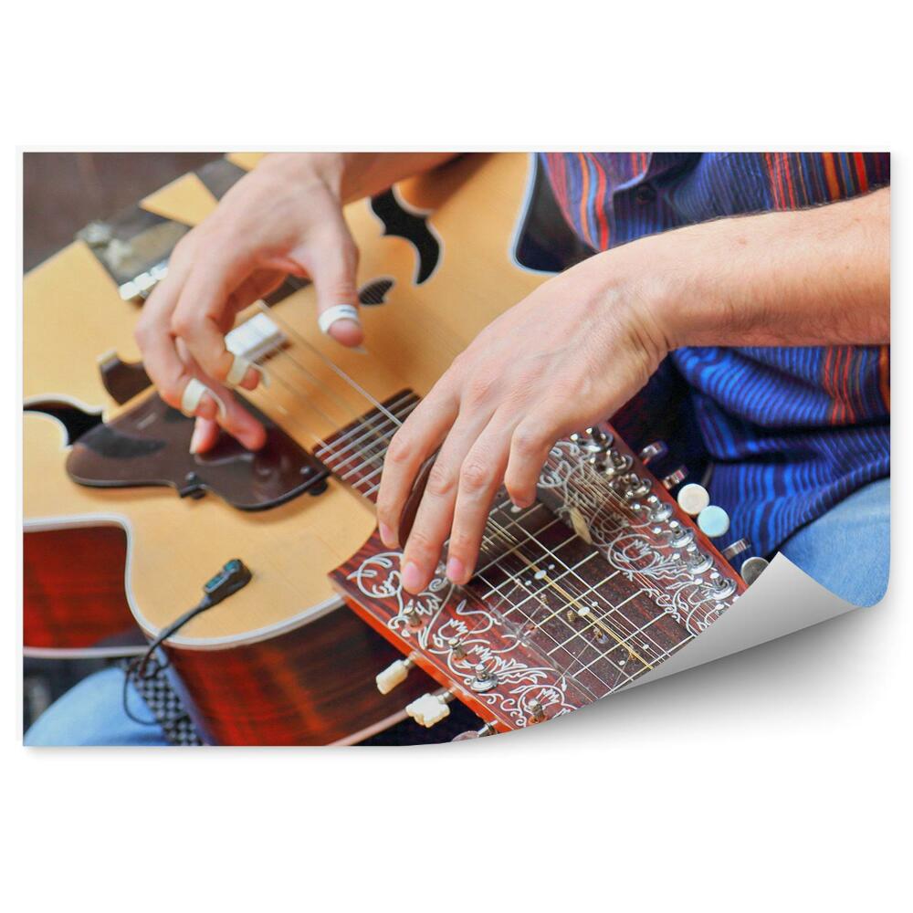 Papier peint Musicien de rue jouant d'un instrument Mains en gros plan