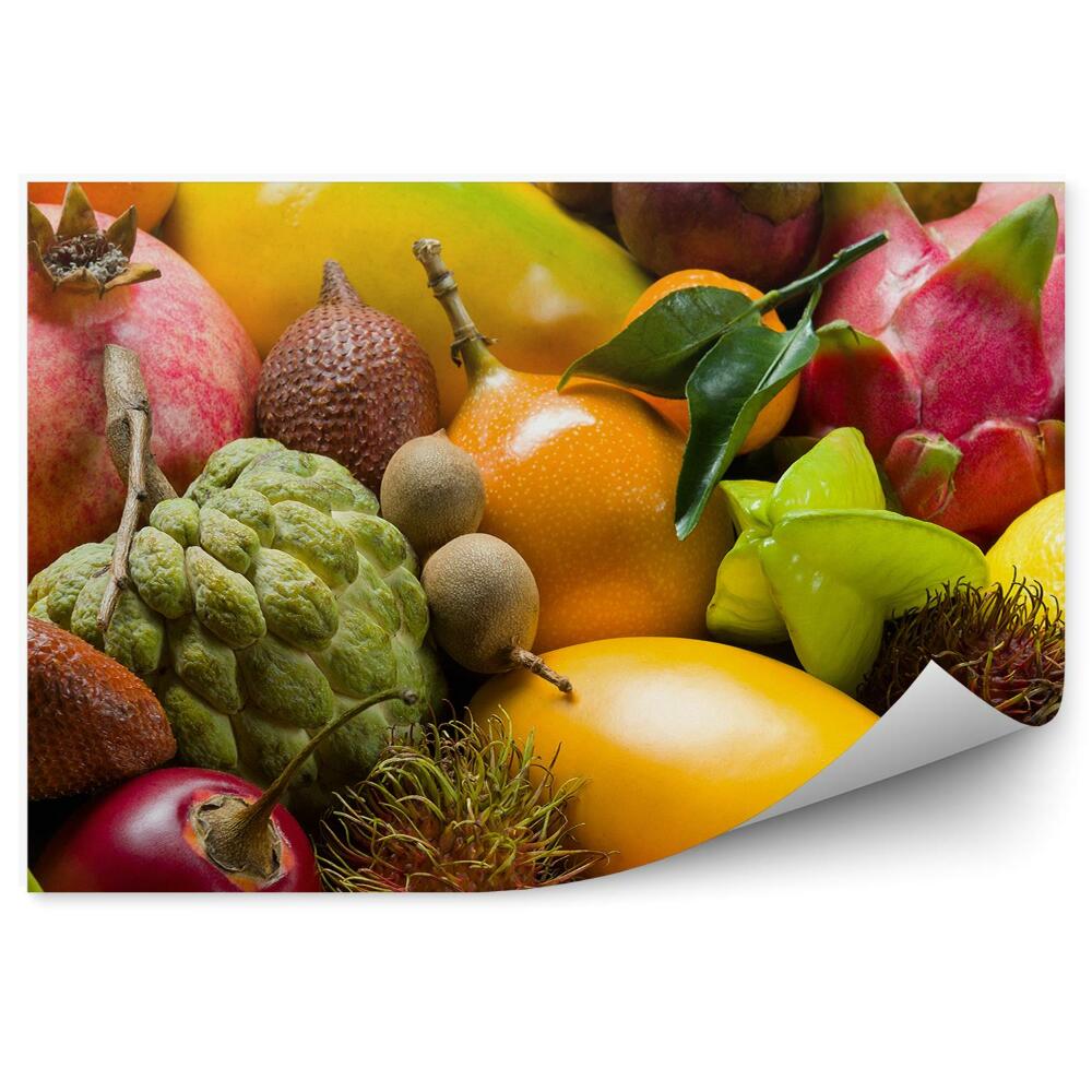 Papier peint panoramique Pile colorée de fruits tropicaux frais