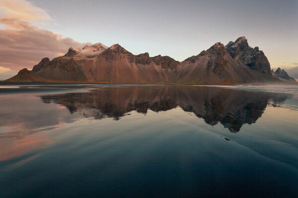 Tapisserie murale Lac de montagne en Islande