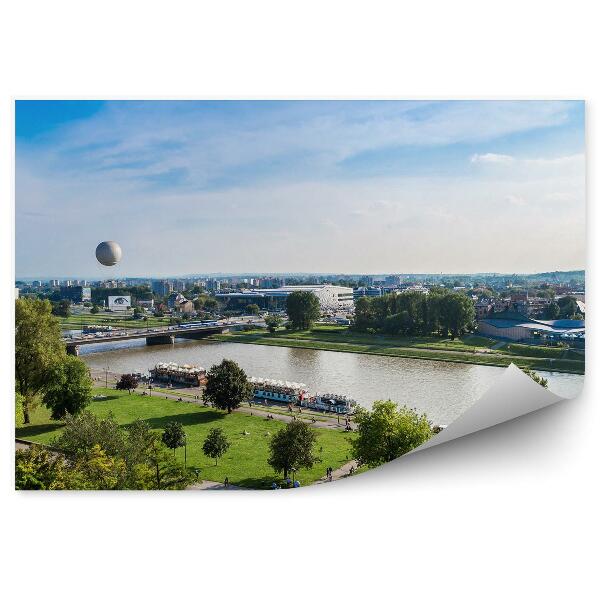 Papier peint Vue d'oiseau Fleuve Vistule Cracovie Ballon Ciel Nuages Plantes