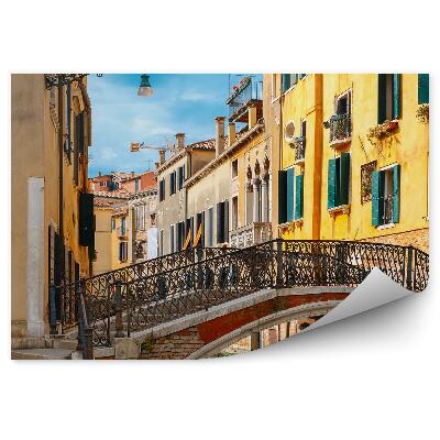 Papier peint Venise : bateaux colorés sur les canaux