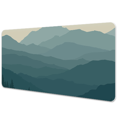 Tapis de bureau Paysage de forêt dans les montagnes