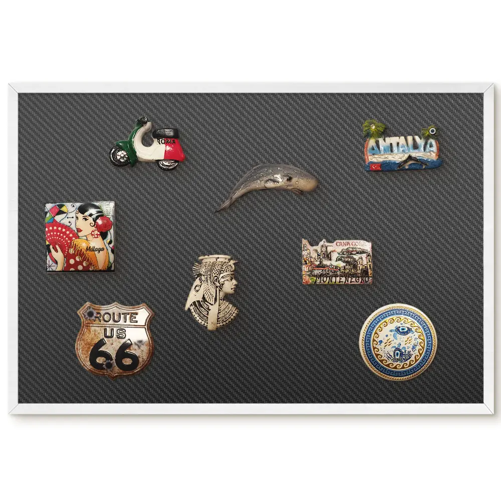 Tableau magnétique pour collection d'aimants avec motif délicat sur fond sombre