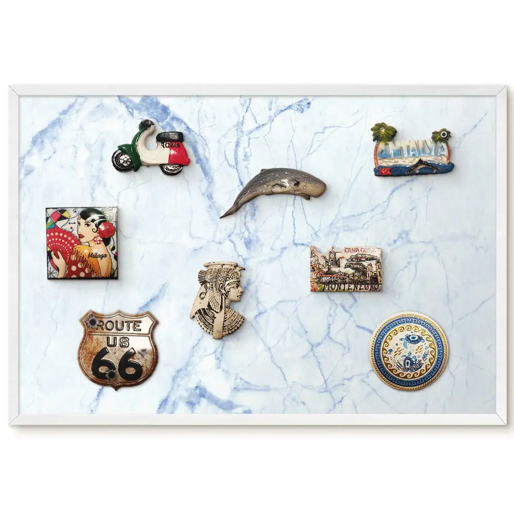 Tableau magnétique pour aimants motif marbre élégant avec touches de bleu