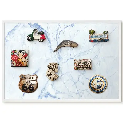 Tableau magnétique pour aimants motif marbre élégant avec touches de bleu