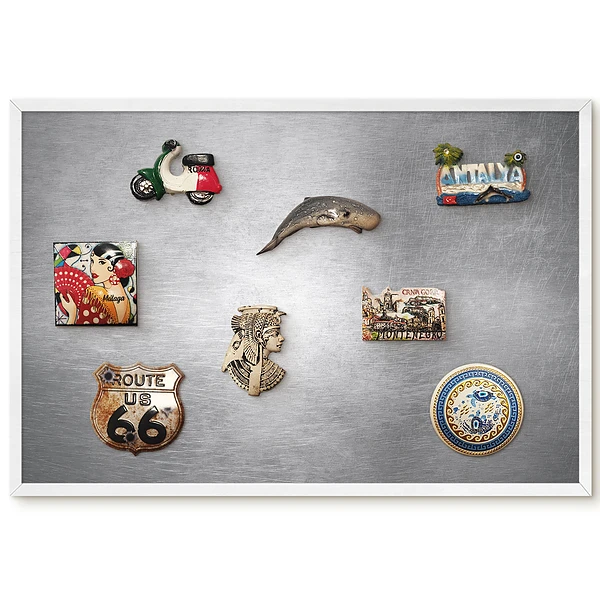 Tableau magnétique décoratif avec cadre motif texture métallique rayée