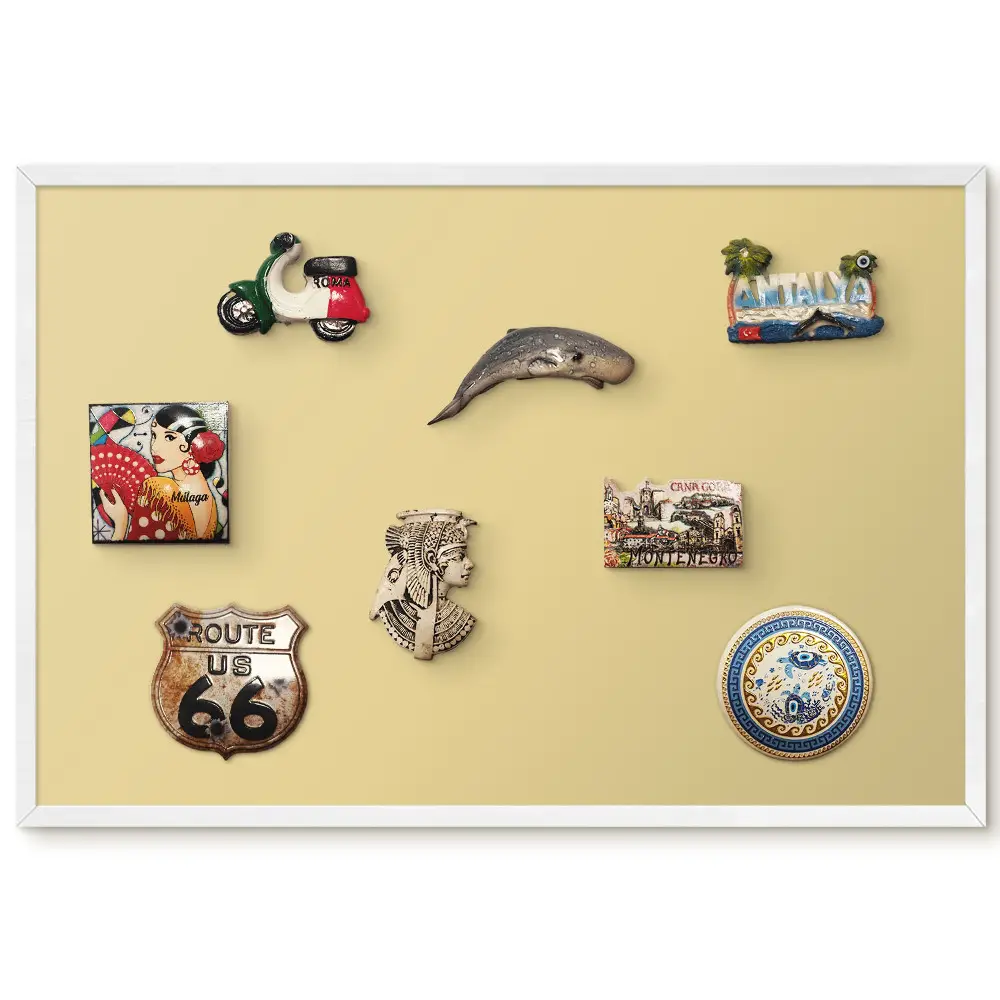 Tableau pour collection d'aimants avec fond beige aux tons chauds