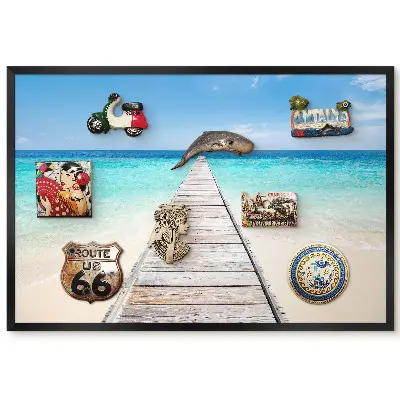 Tableau magnétique décoratif avec cadre motif jetée en bois sur fond d'eau turquoise