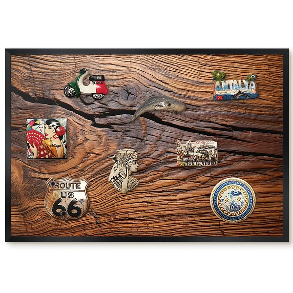 Tableau pour collection d'aimants en bois au grain distinct