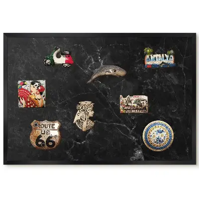 Tableau magnétique décoratif avec cadre motif texture noire à veines blanches