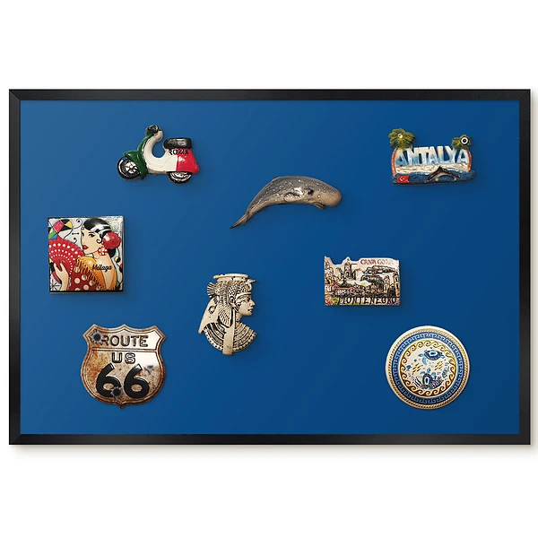 Tableau magnétique décoratif avec cadre fond bleu marine pour intérieurs modernes
