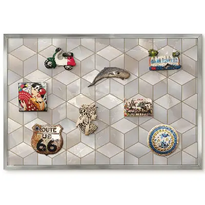 Tableau magnétique encadré motif mosaïque de cubes créant un effet de profondeur