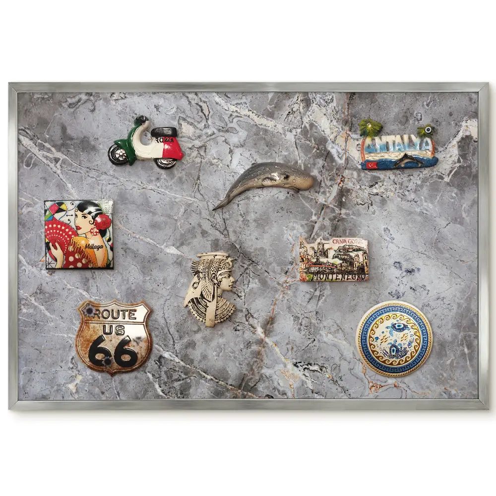 Tableau magnétique encadré motif marbre veiné crème et gris