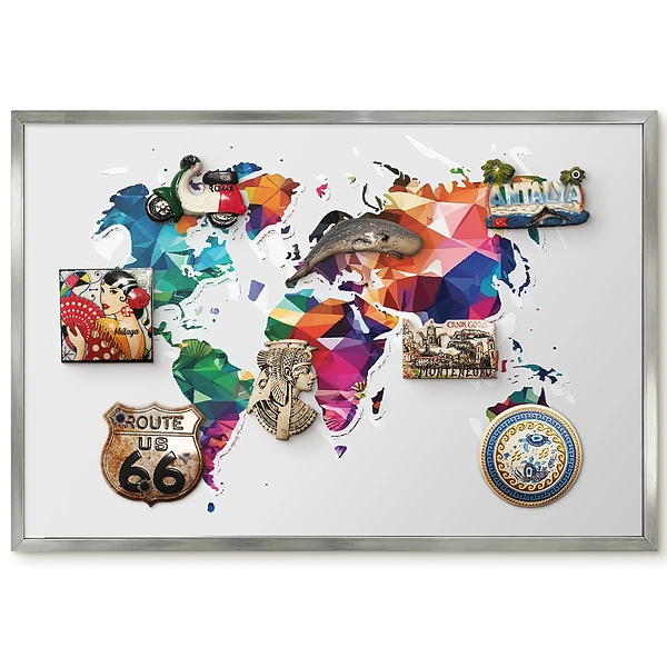 Panneau pour aimants souvenirs carte du monde géométrique colorée