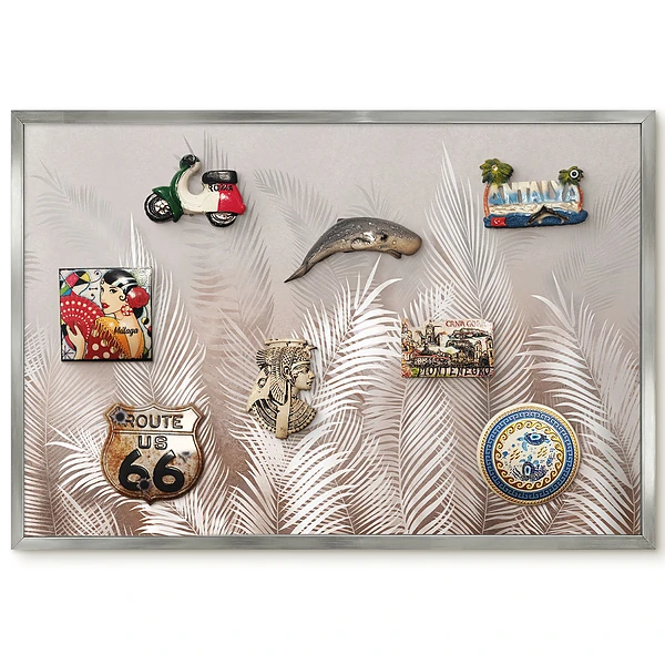 Panneau pour aimants souvenirs avec motif de feuilles blanches délicates sur fond beige
