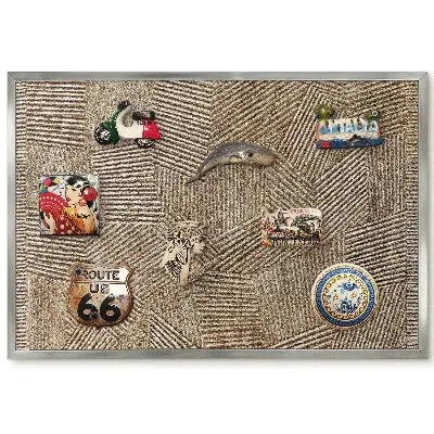 Panneau pour aimants souvenirs avec motifs géométriques aux couleurs douces