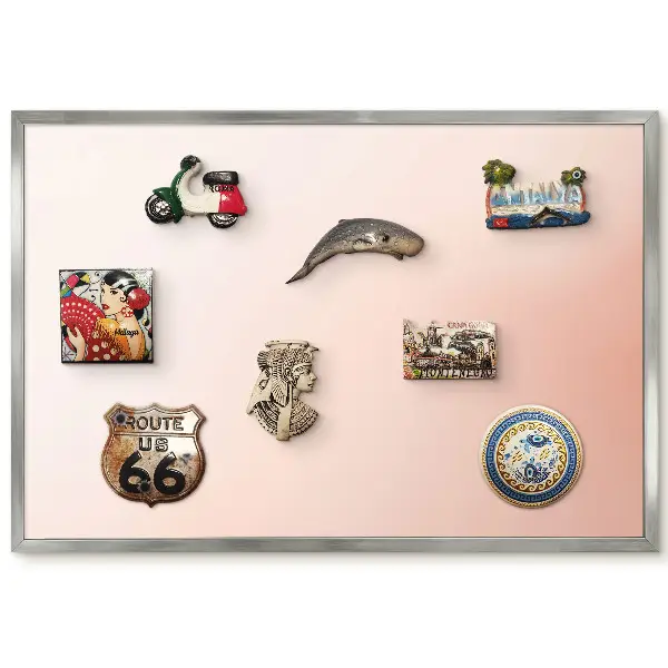 Panneau pour aimants souvenirs avec composition harmonieuse de teintes pastel
