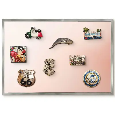 Panneau pour aimants souvenirs avec composition harmonieuse de teintes pastel