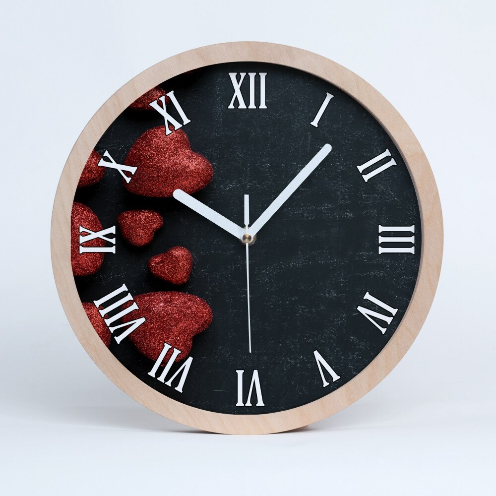 Horloge murale bois Coeurs sur un tableau noir
