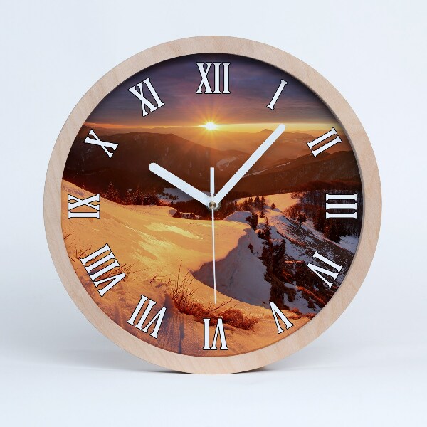 Horloge murale en bois Hiver dans les montagnes