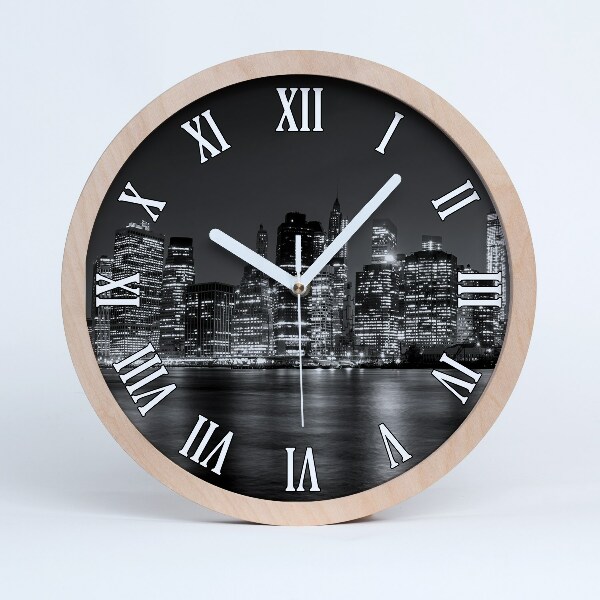 Horloge ronde en bois Manhattan la nuit