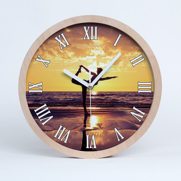 Horloge en bois Yoga sur la plage