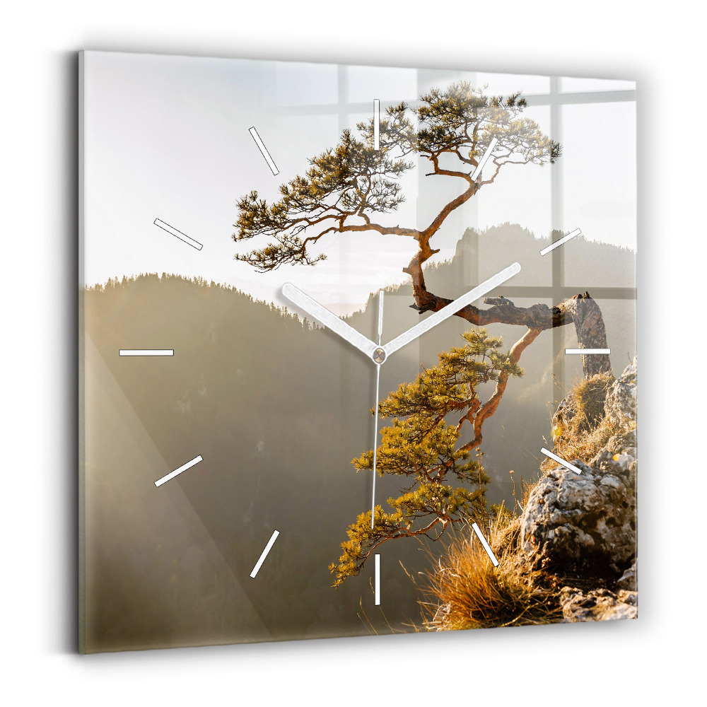 Horloge carrée en verre Arbre dans les montagnes