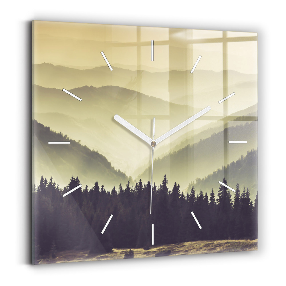 Horloge carrée en verre Pente de montagne brumeuse