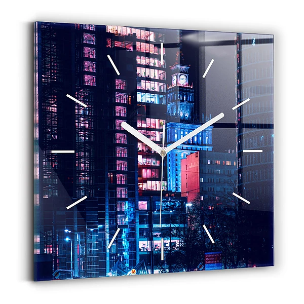Horloge carrée en verre Varsovie la nuit