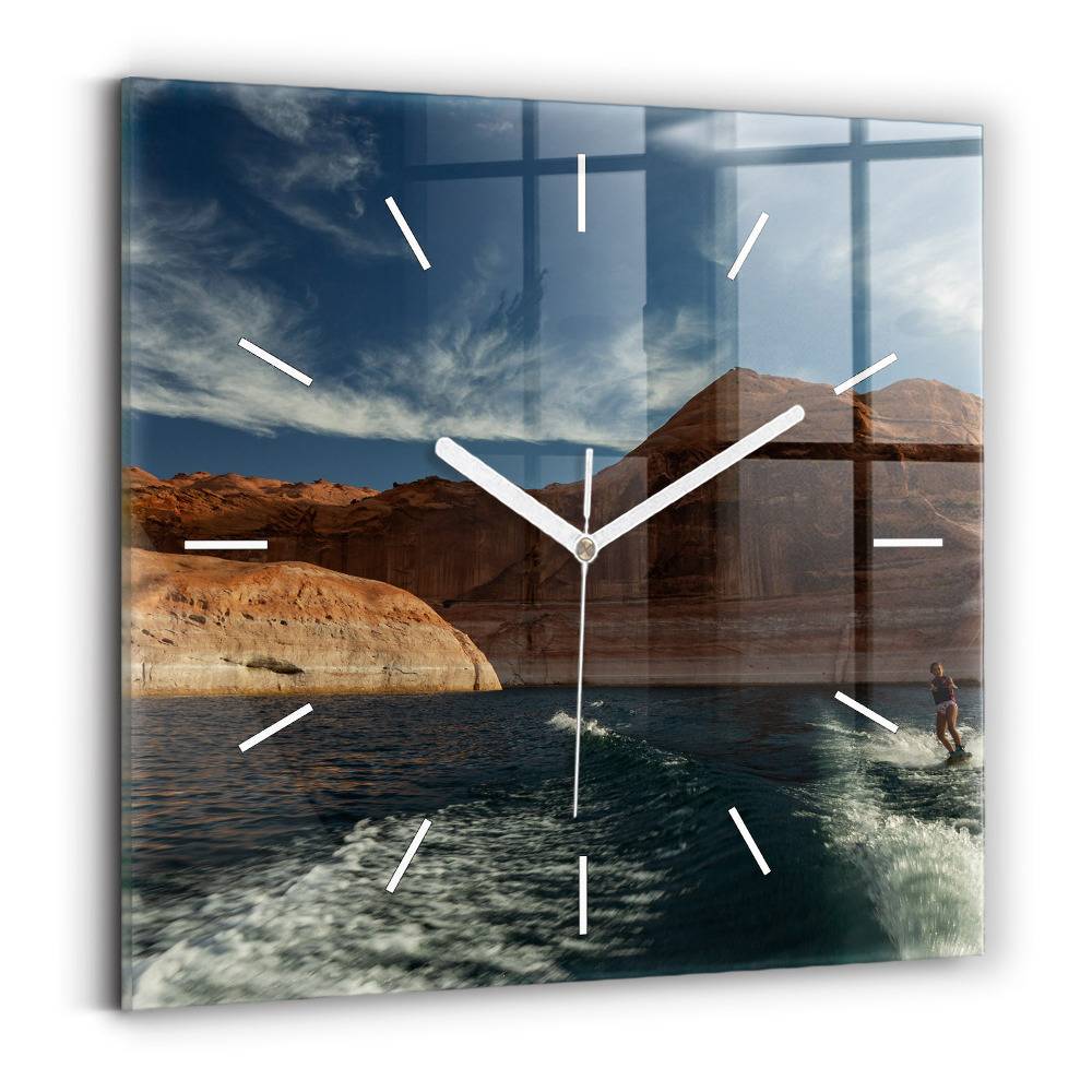 Horloge murale carrée Personne sur des skis nautiques