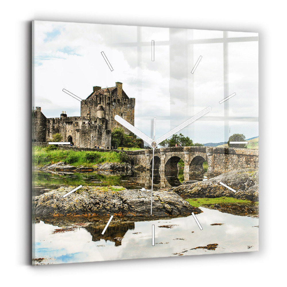 Horloge carrée en verre Château d'Eilean Donan en Écosse