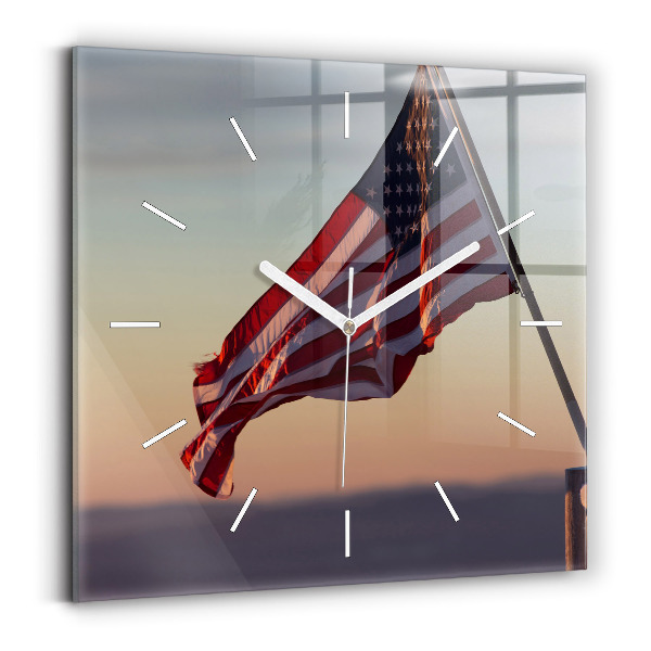 Horloge murale carrée Le drapeau américain flottant