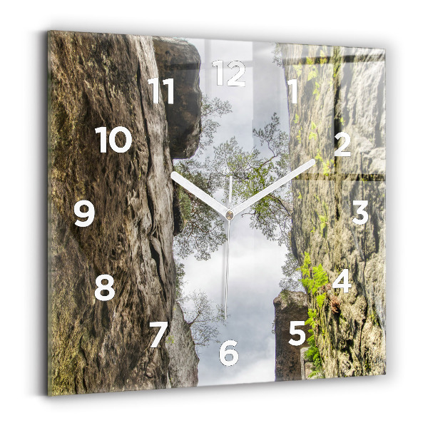 Horloge carrée en verre Cité du rock en République tchèque