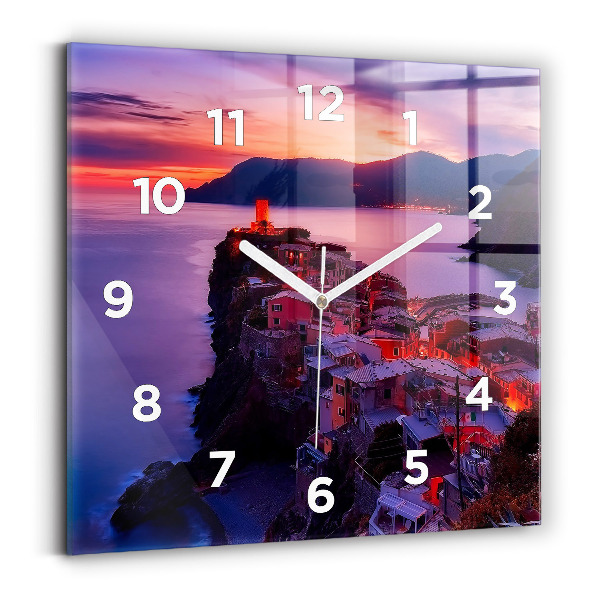 Horloge carrée en verre Maisons près du lac