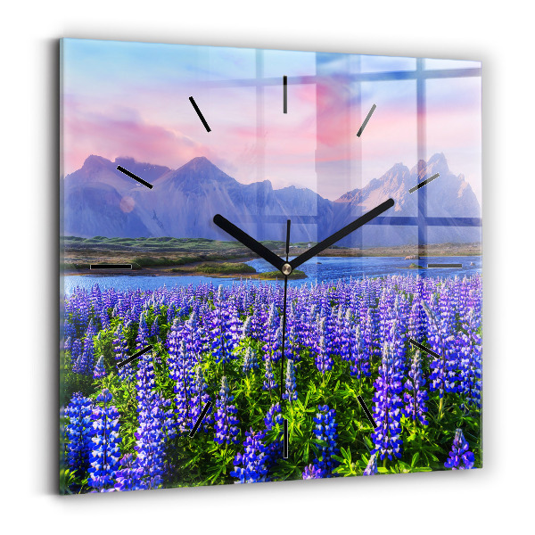 Horloge murale carrée Vue d'une montagne en Islande