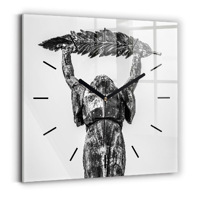 Horloge murale carrée Statue de la Liberté à Budapest