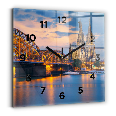 Horloge murale carrée Vue de l'hôtel de ville