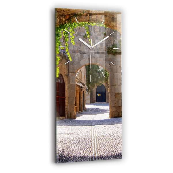 Horloge rectangulaire verticale Rue pittoresque de Rhodes