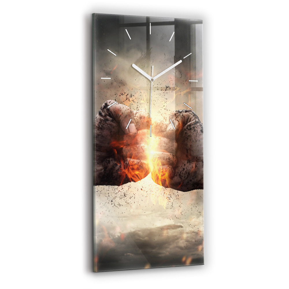 Horloge verticale en verre Pouvoir des poings